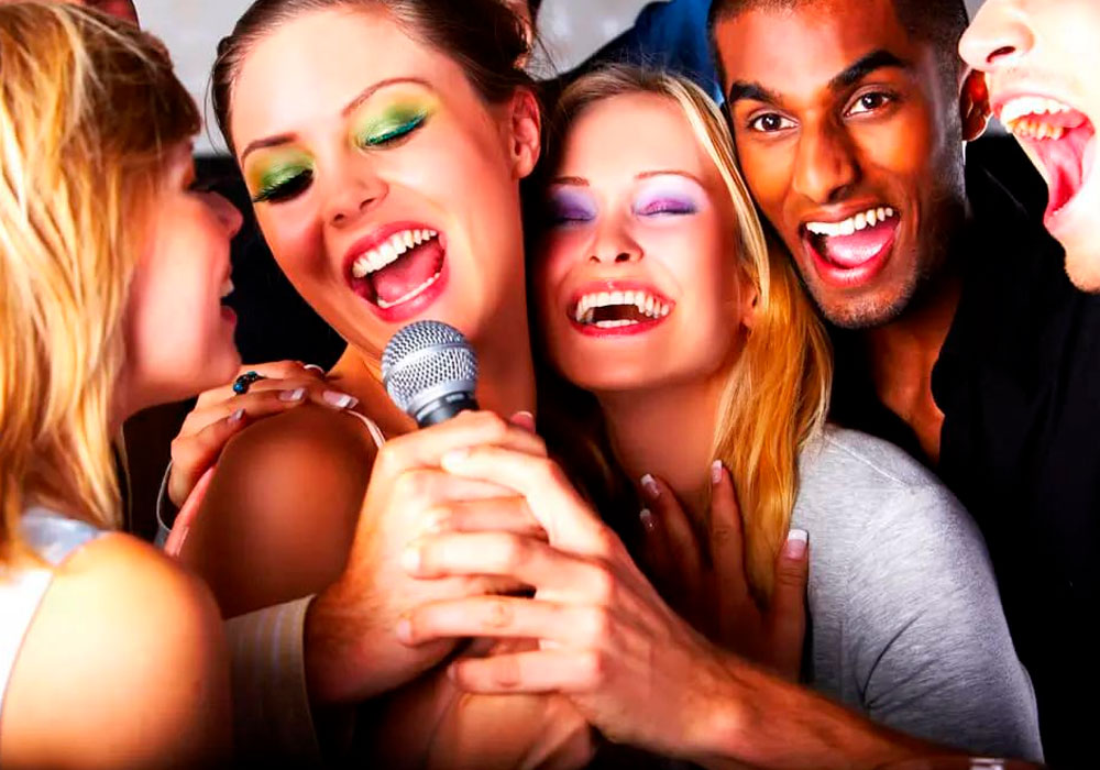 Os melhores aplicativos para cantar pelo celular