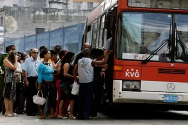 Acompanhar horários de ônibus no aplicativo