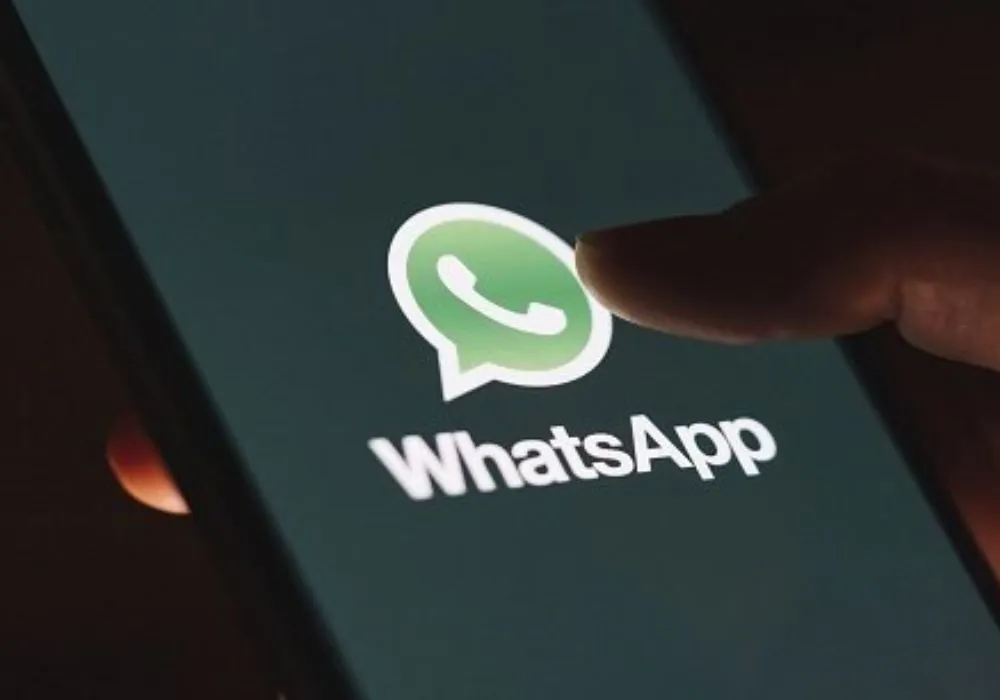 Aplicativo que cria música com conversa do WhatsApp